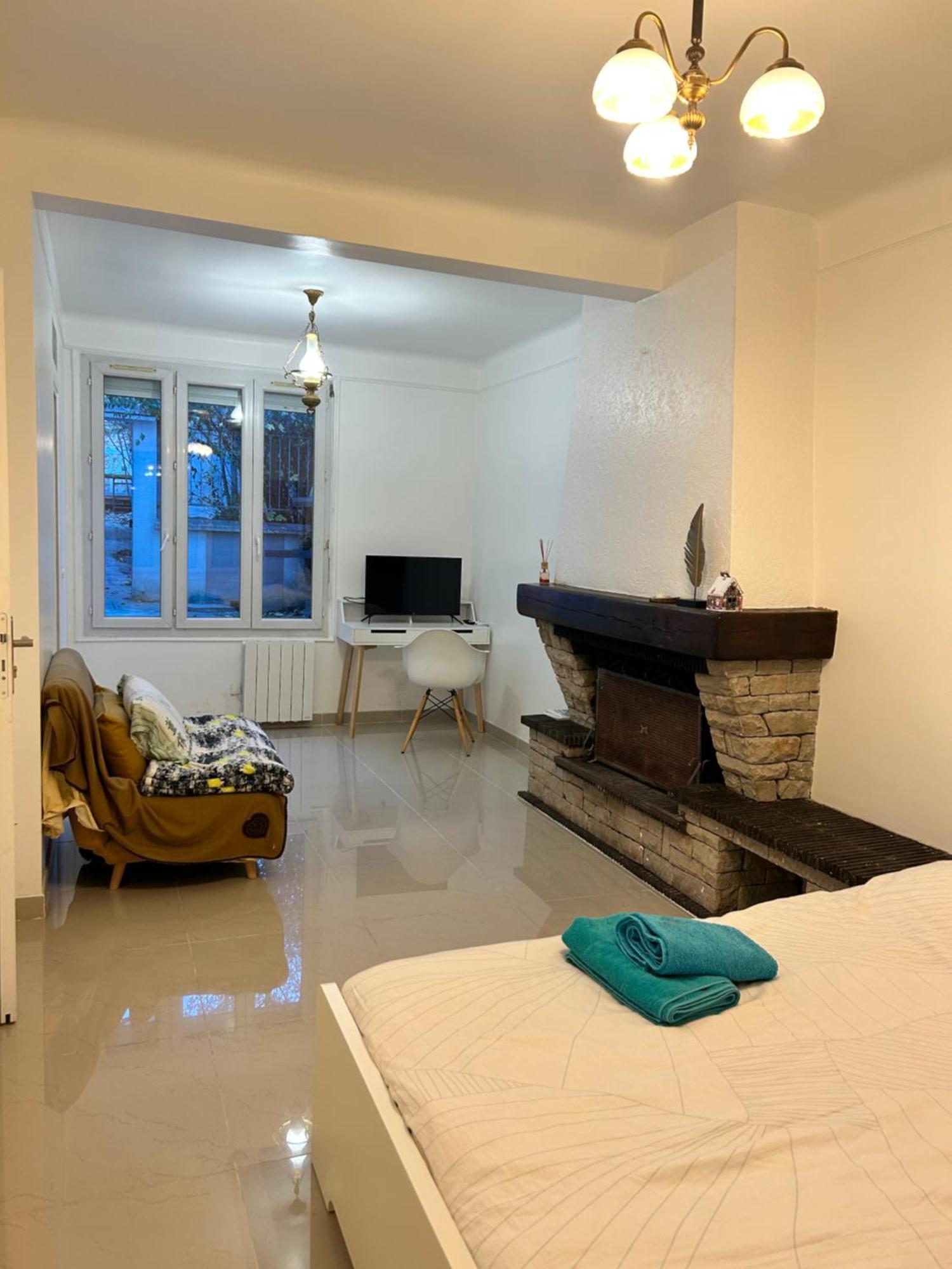 Grand Logement Centre Ville Massy マシー エクステリア 写真